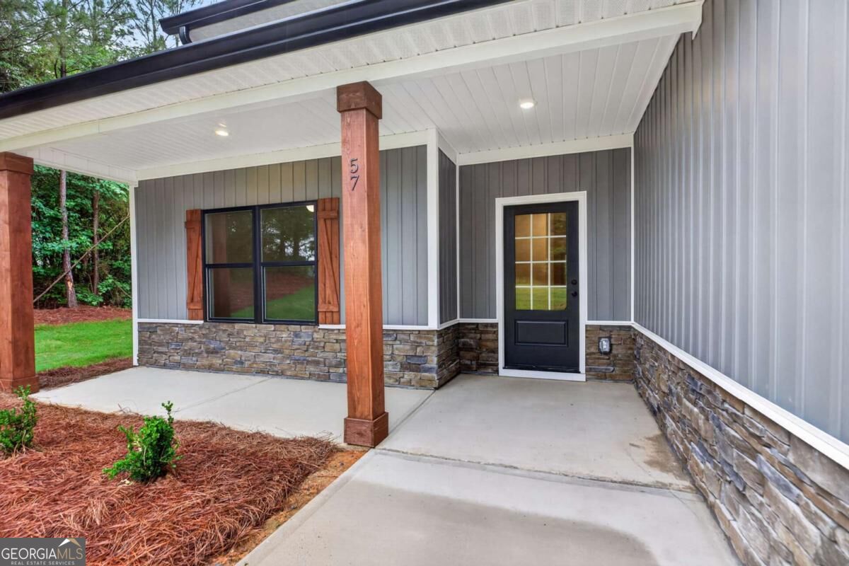 125 Crowe Road Property Photo 1