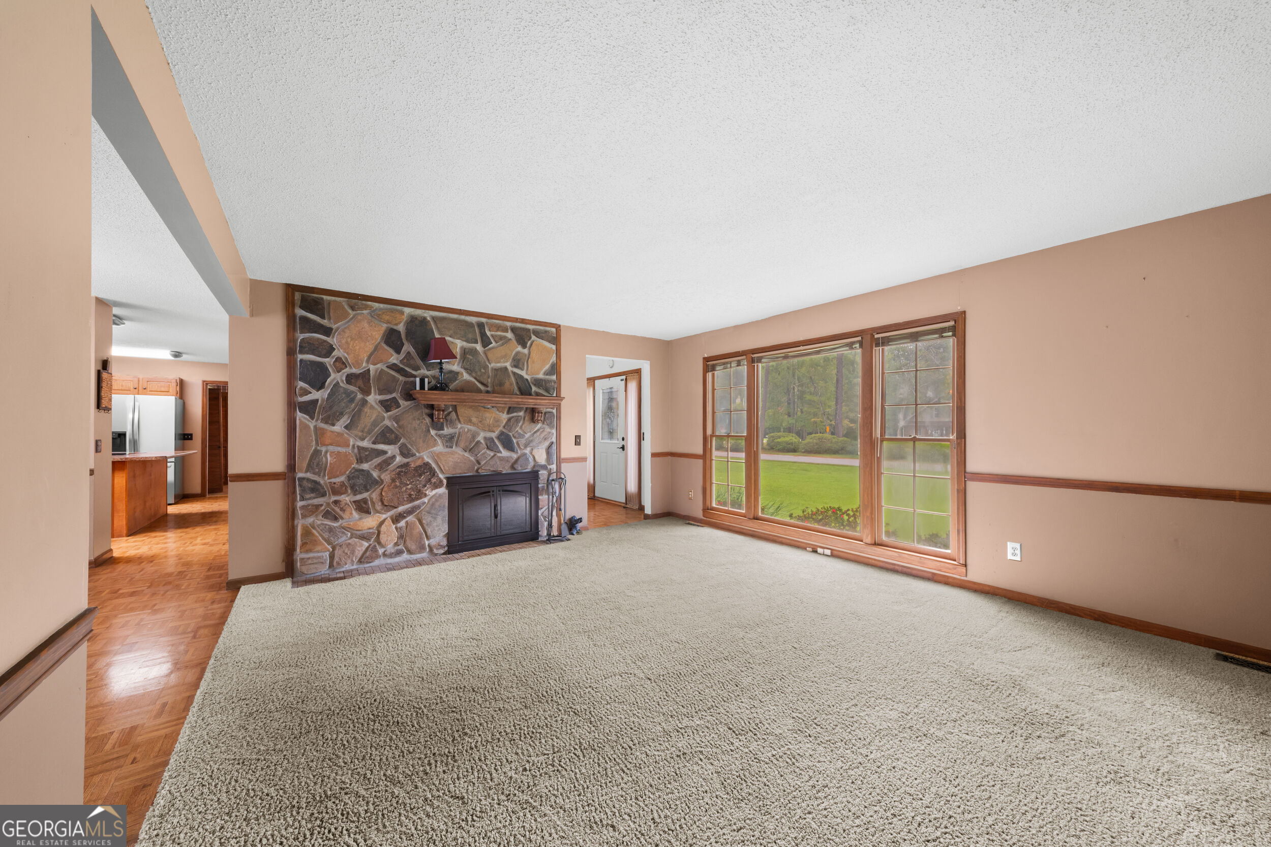 406 Pony Trail Property Photo 8
