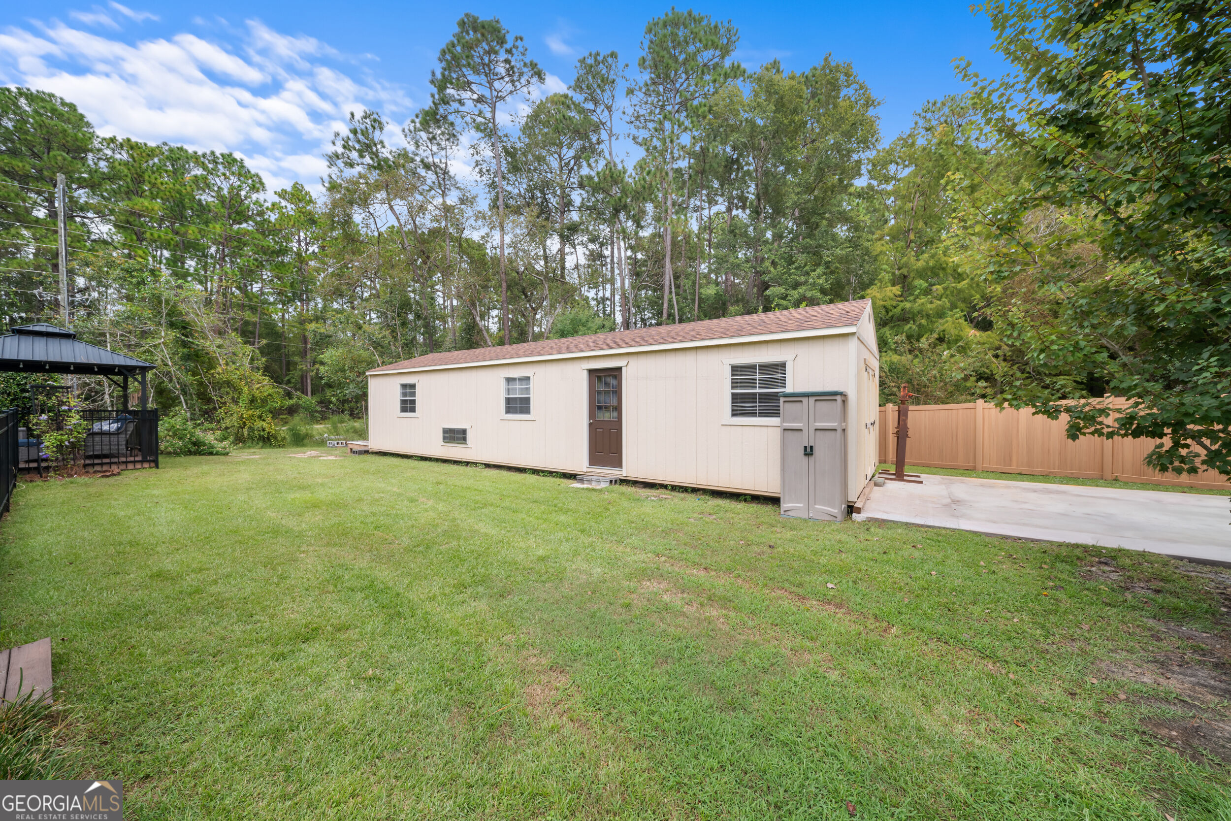 406 Pony Trail Property Photo 32