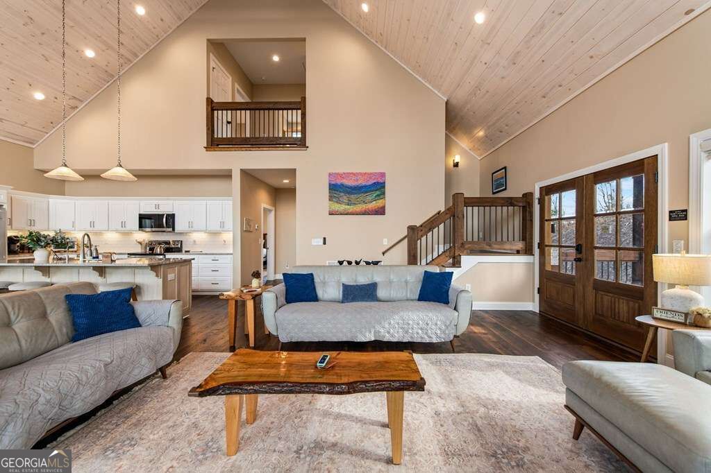 1016 Twisted Oak Road Property Photo 15