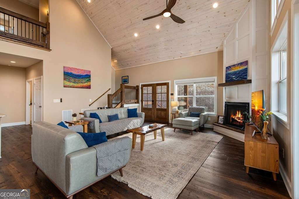 1016 Twisted Oak Road Property Photo 16
