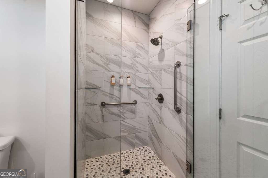 1016 Twisted Oak Road Property Photo 38
