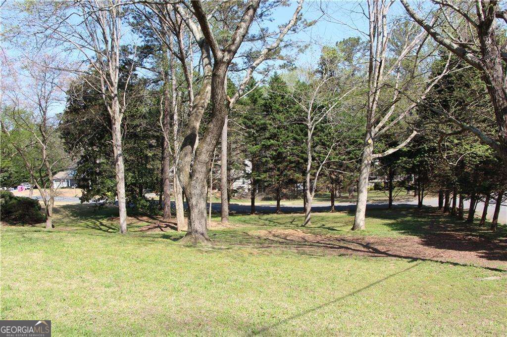 620 Oakstone Way Property Photo 4
