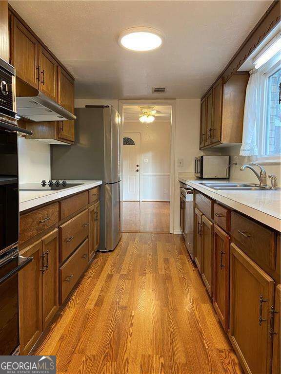 620 Oakstone Way Property Photo 9