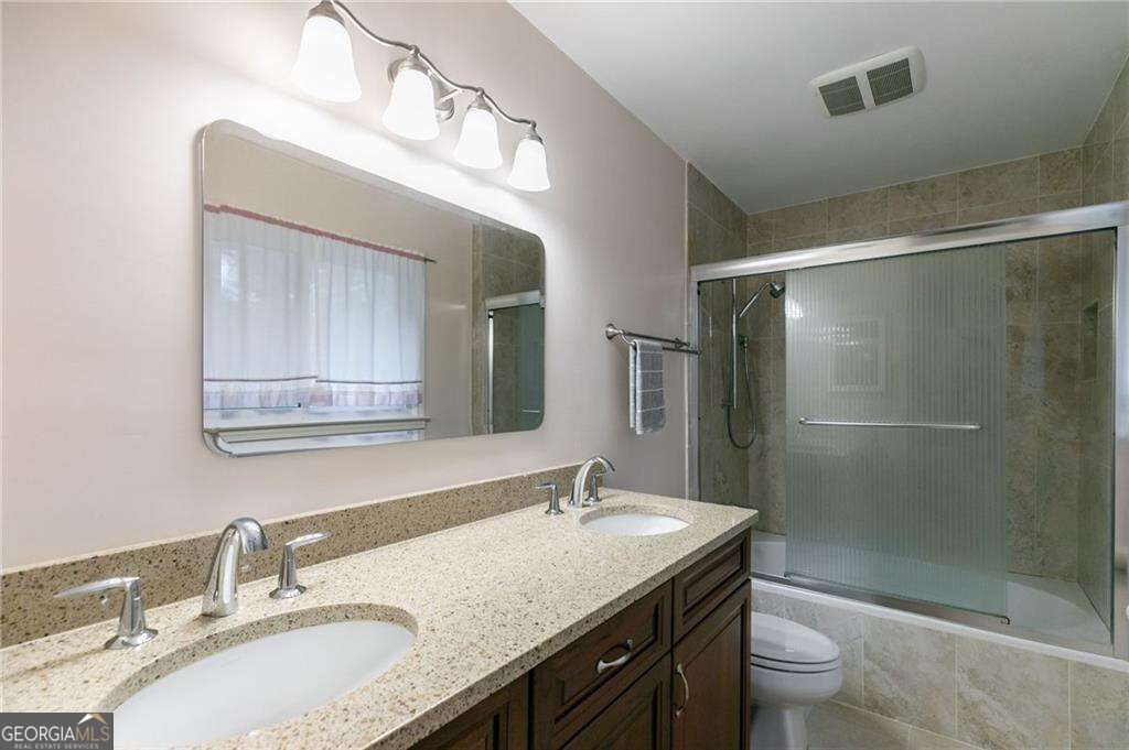 620 Oakstone Way Property Photo 19