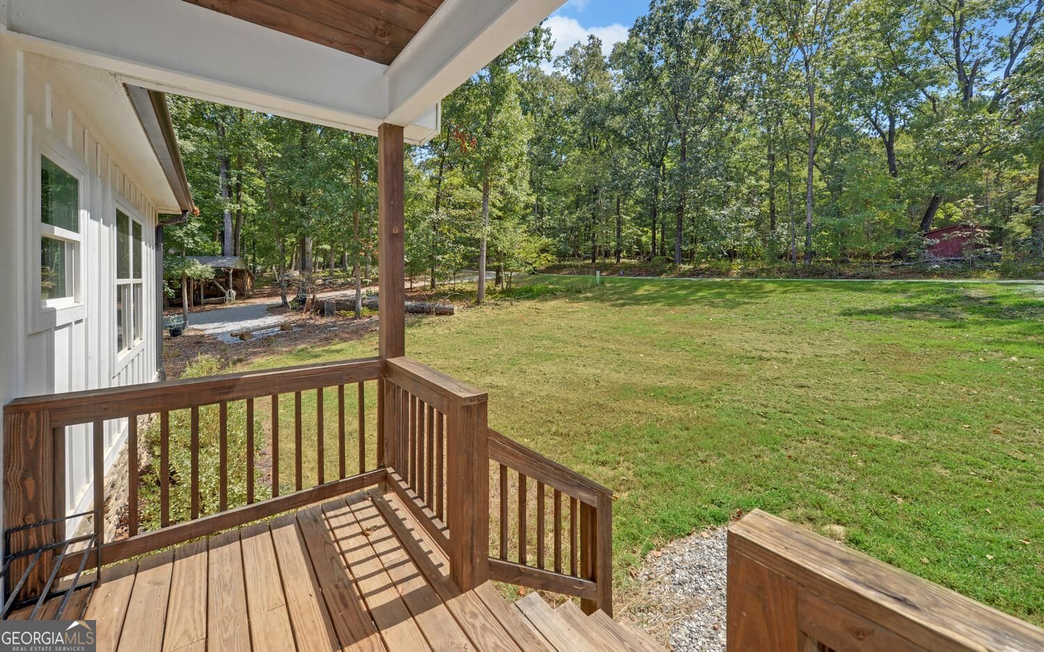 322 Paradise Point Road Property Photo 4