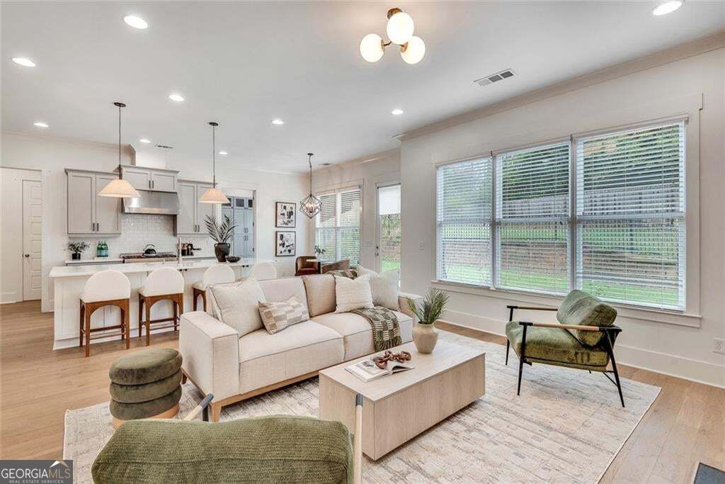 1536 Sylvester Circle Se Property Photo 13