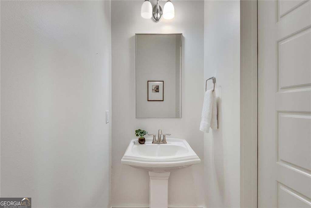 1536 Sylvester Circle Se Property Photo 24