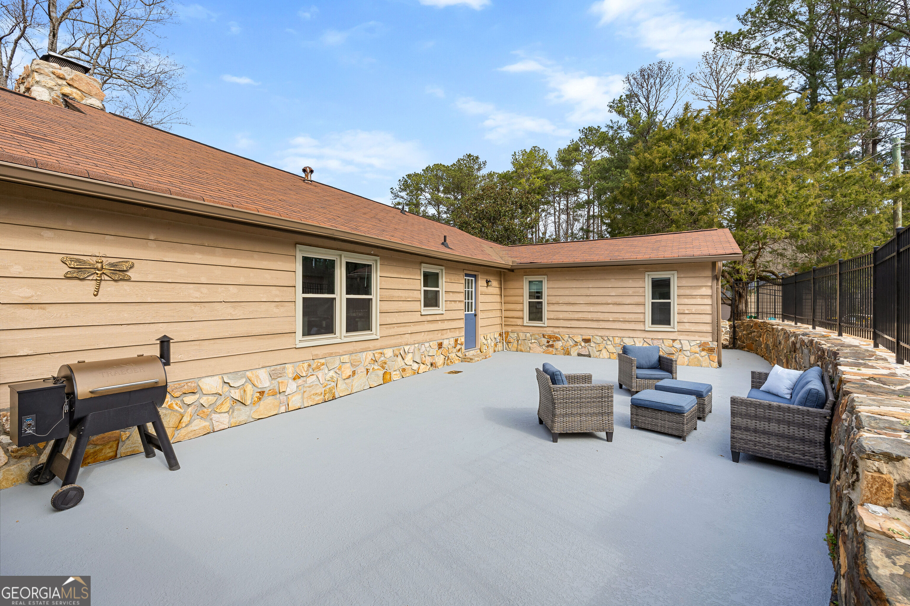 751 Brimer Road Property Photo 7