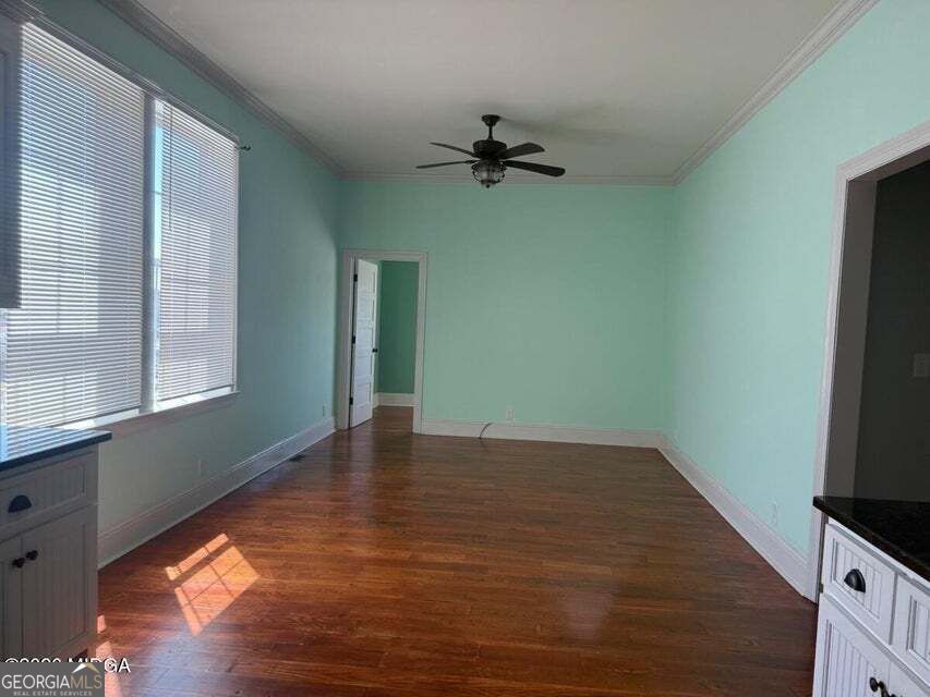 988 New Street Property Photo 3