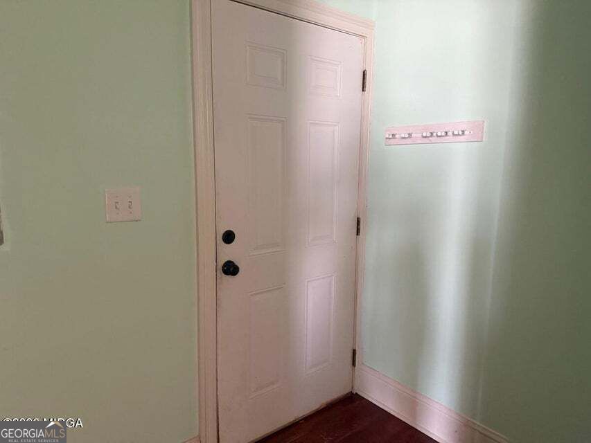 988 New Street Property Photo 22