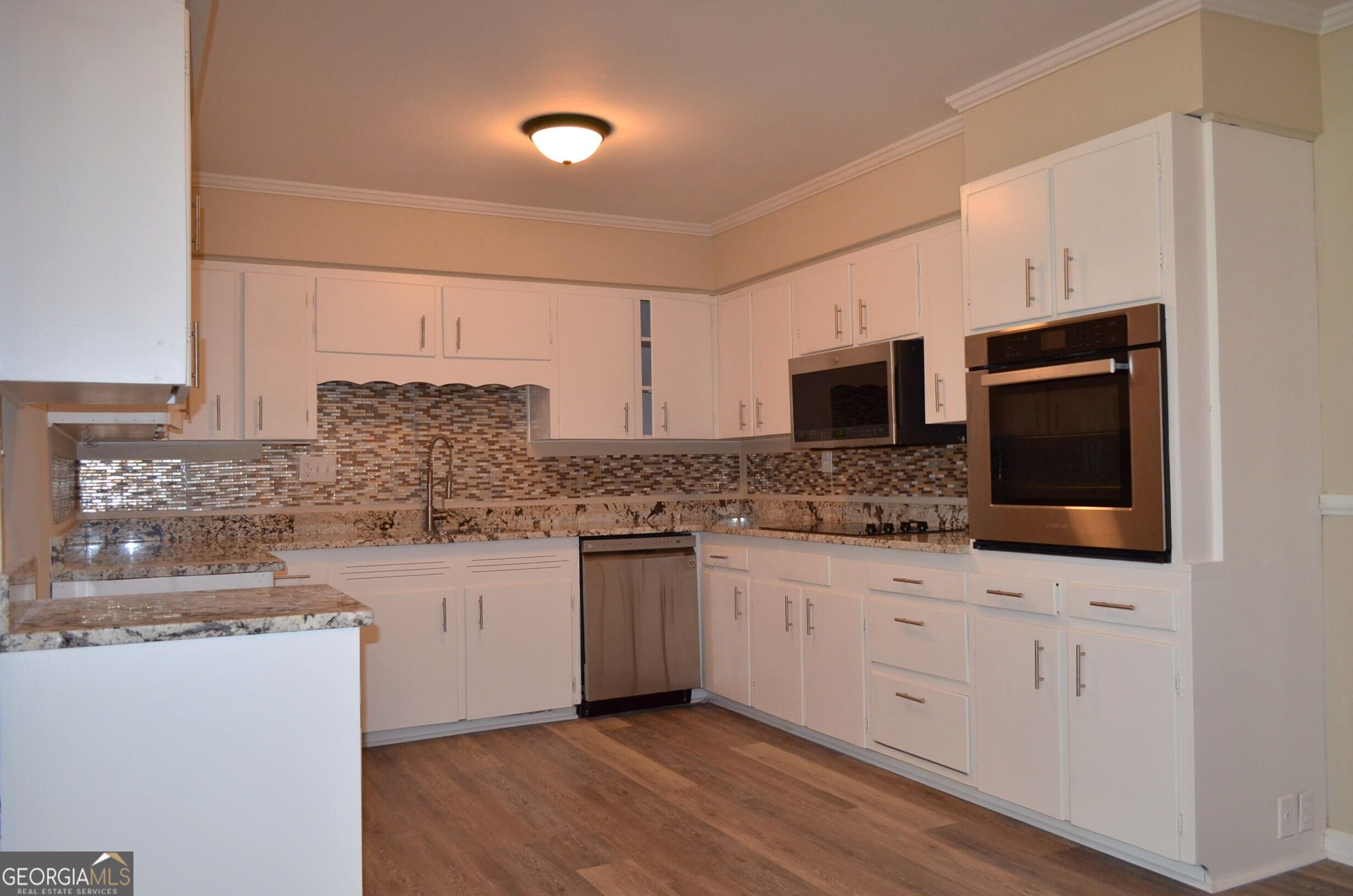 29 Mimms Street Property Photo 6