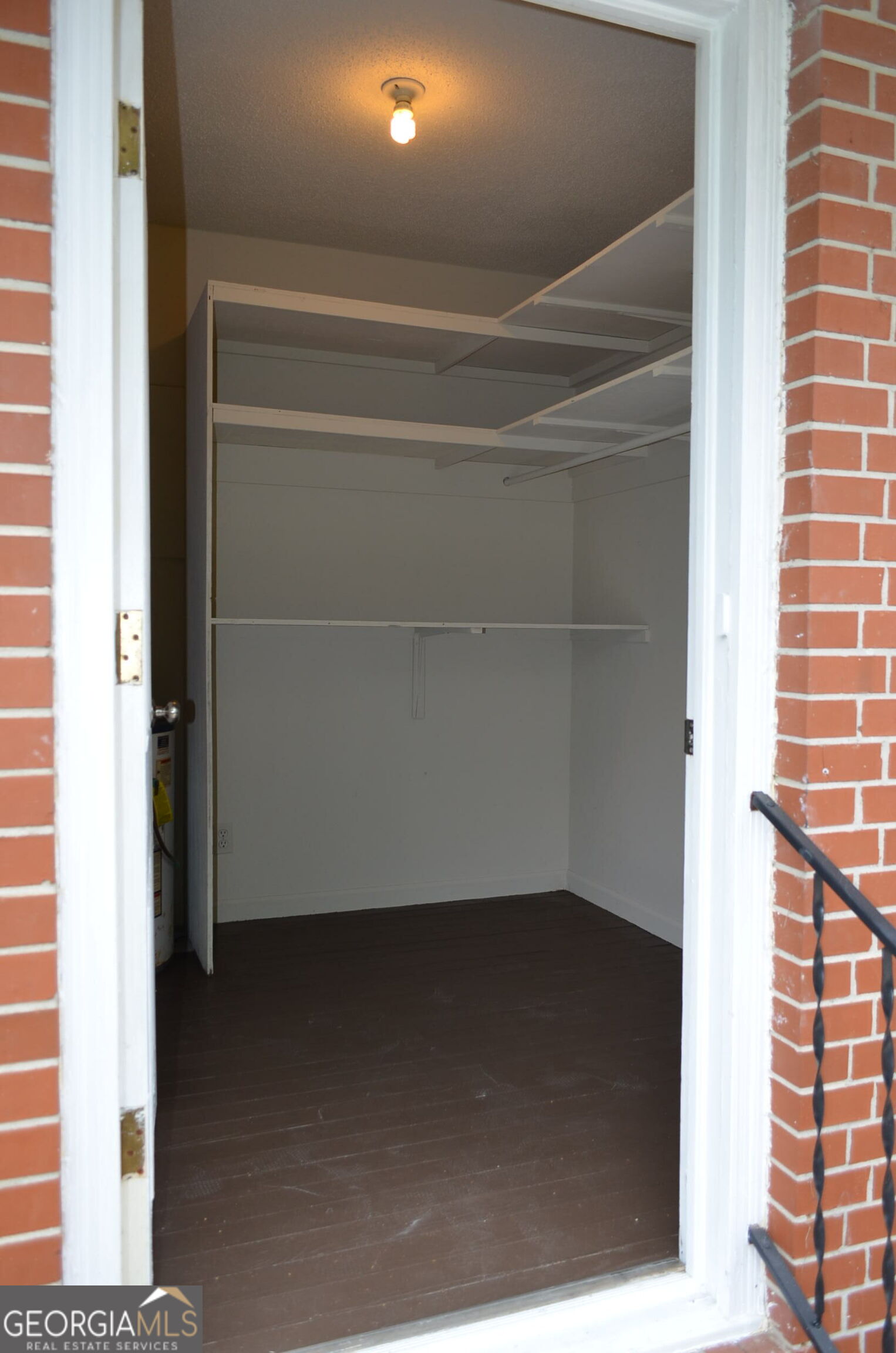 29 Mimms Street Property Photo 21