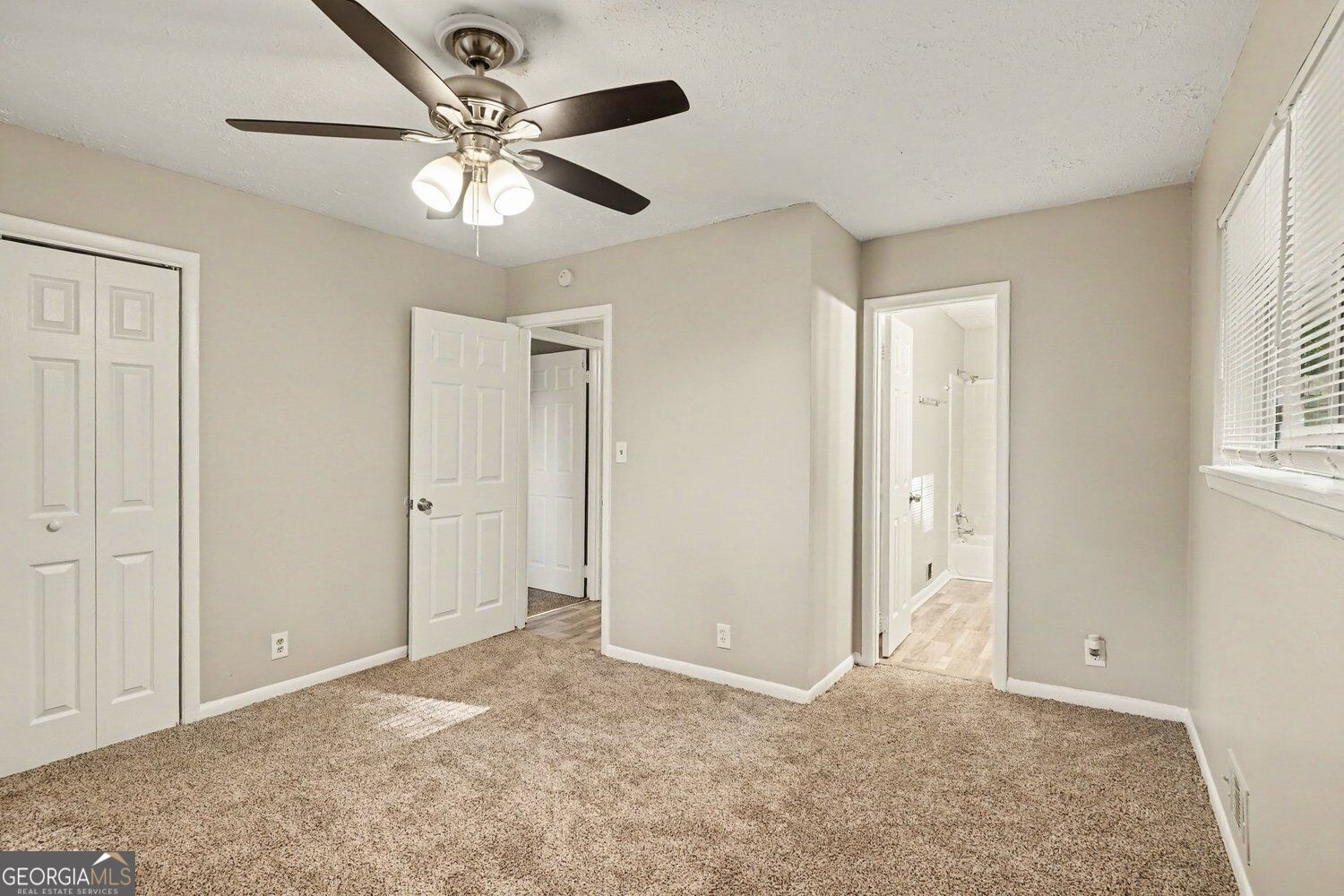 4077 Rockey Valley Drive Property Photo 3