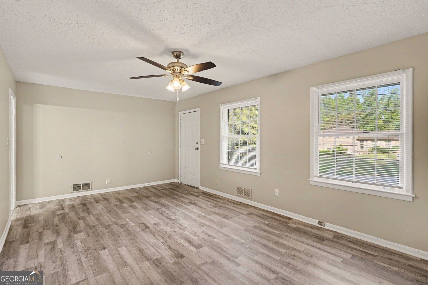 4077 Rockey Valley Drive Property Photo 5
