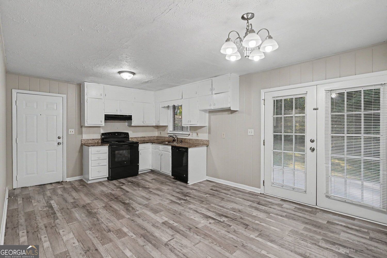 4077 Rockey Valley Drive Property Photo 7