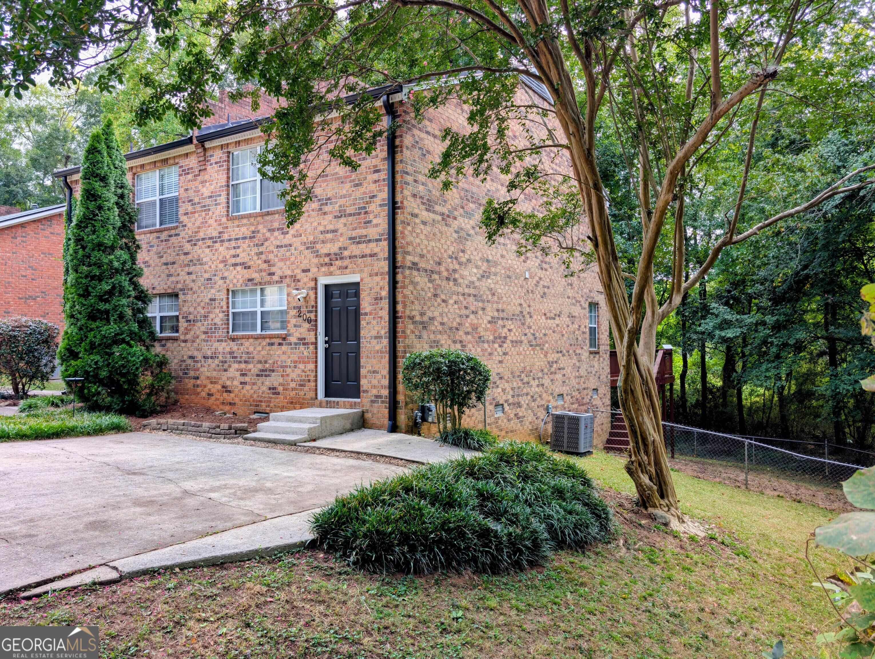 200 Sleepy Creek Drive Property Photo 1