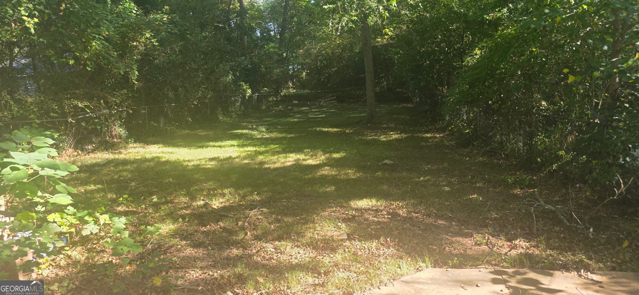 305 Colquitt Street Property Photo 4
