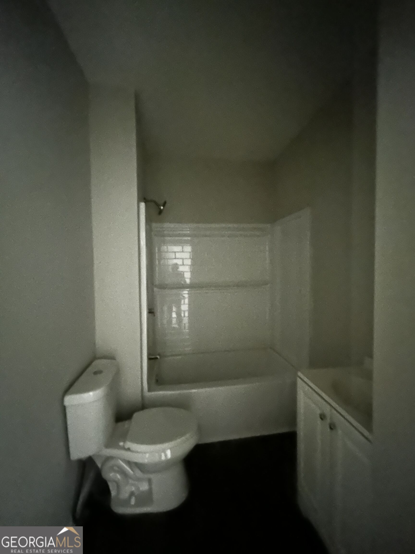 305 Colquitt Street Property Photo 11