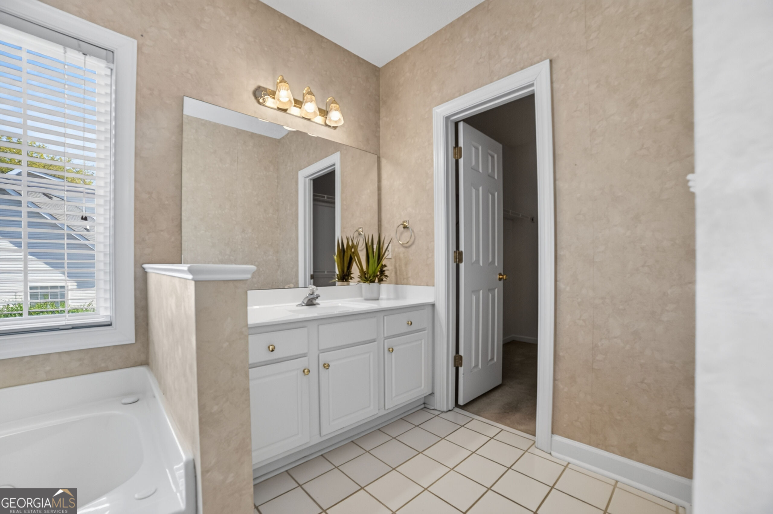 110 Fredericksted Place Property Photo 25