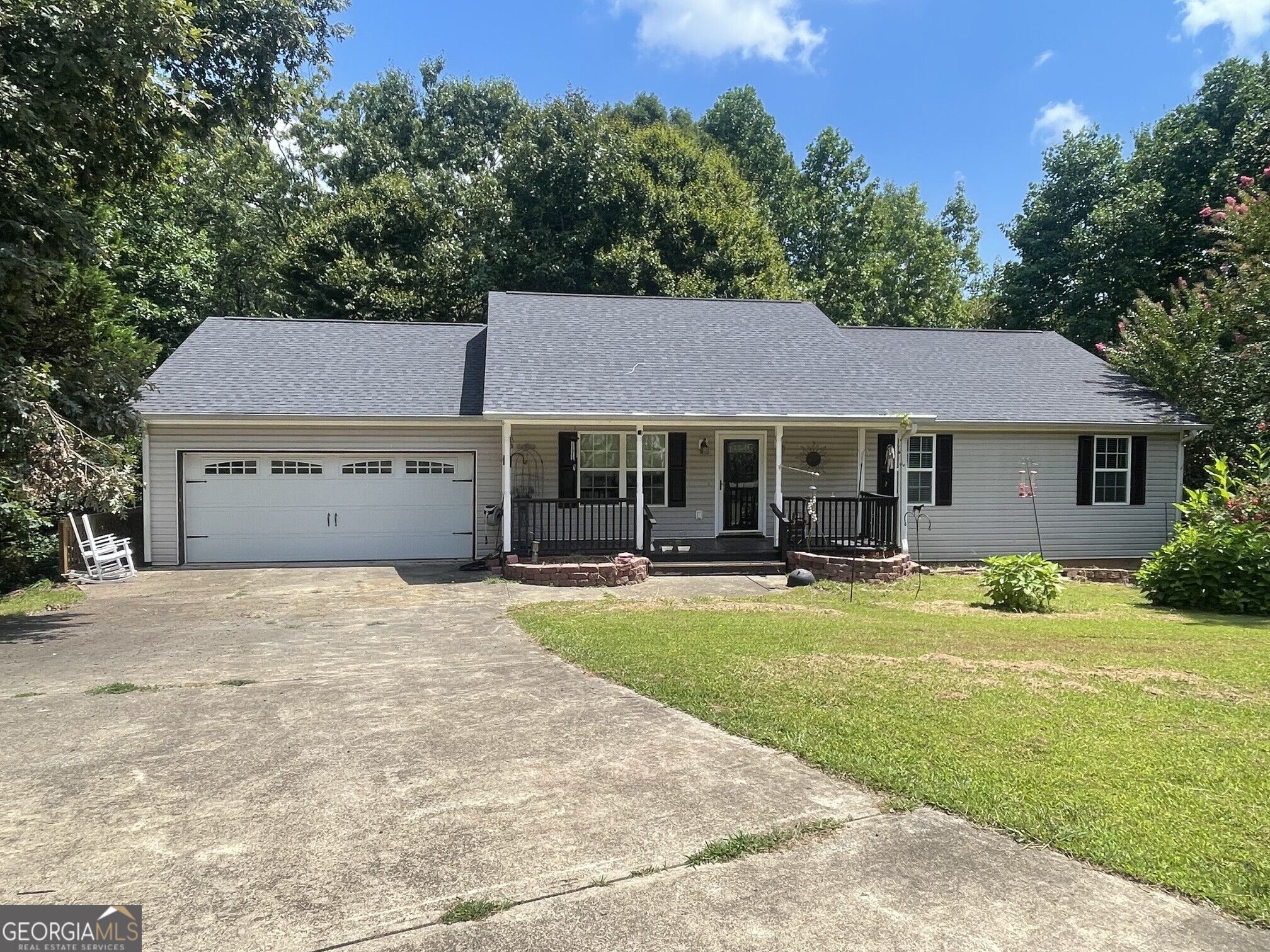 14 Rayelee Circle Property Photo 1