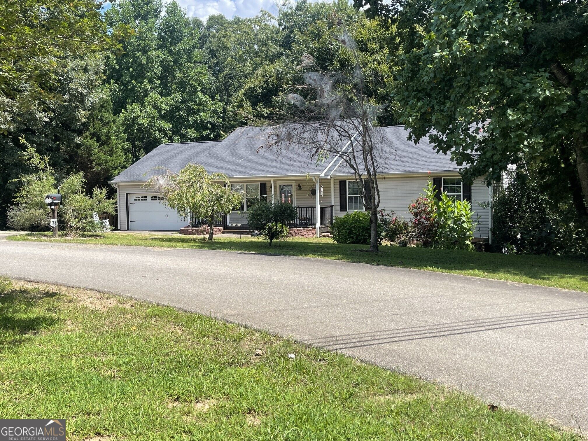 14 Rayelee Circle Property Photo 3