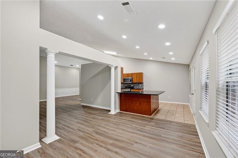 2730 Angel Oak Circle Property Photo 14