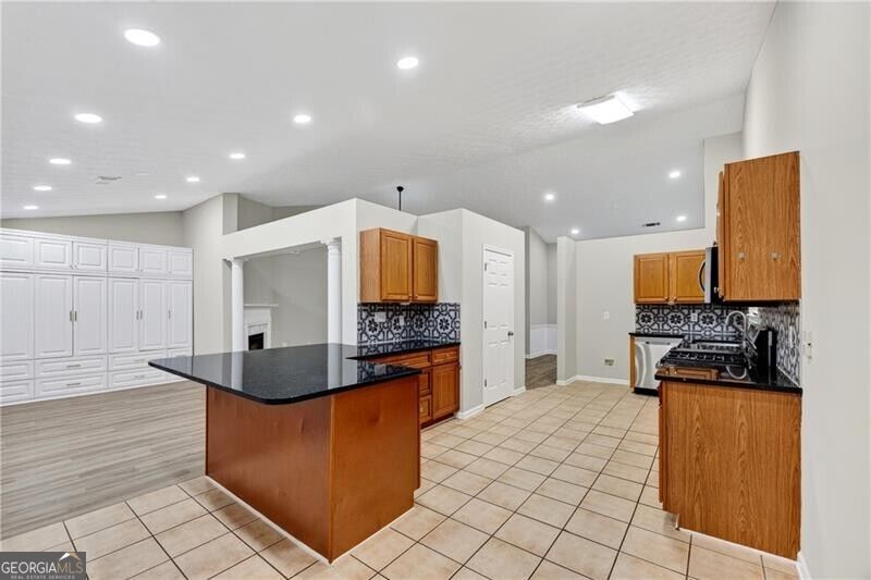 2730 Angel Oak Circle Property Photo 16