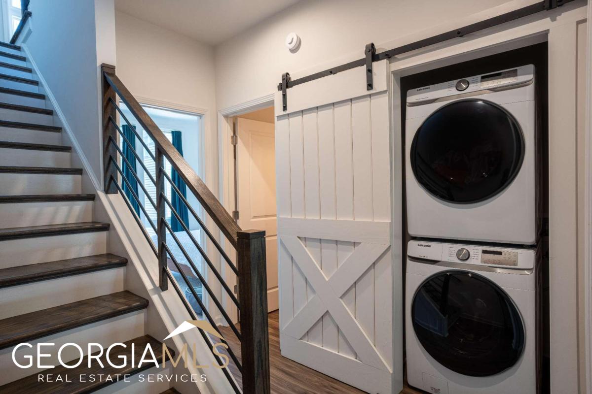 452 Latta Street Ne Property Photo 6