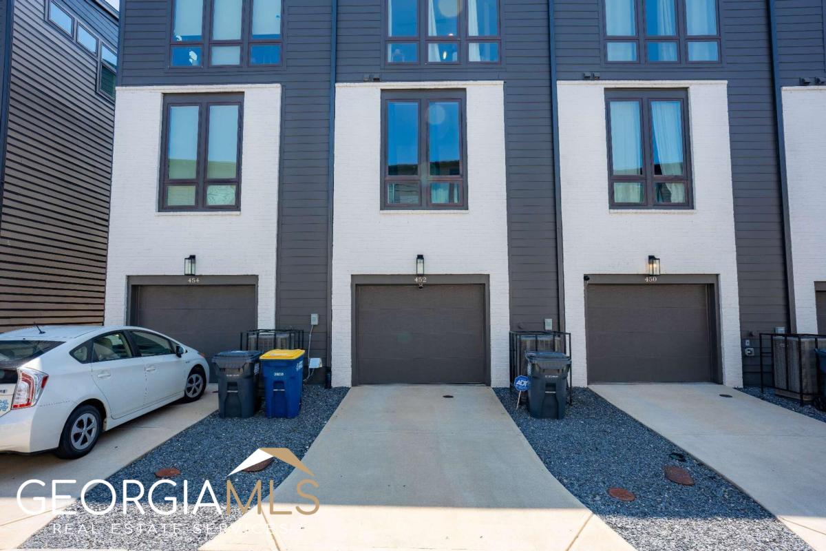 452 Latta Street Ne Property Photo 12