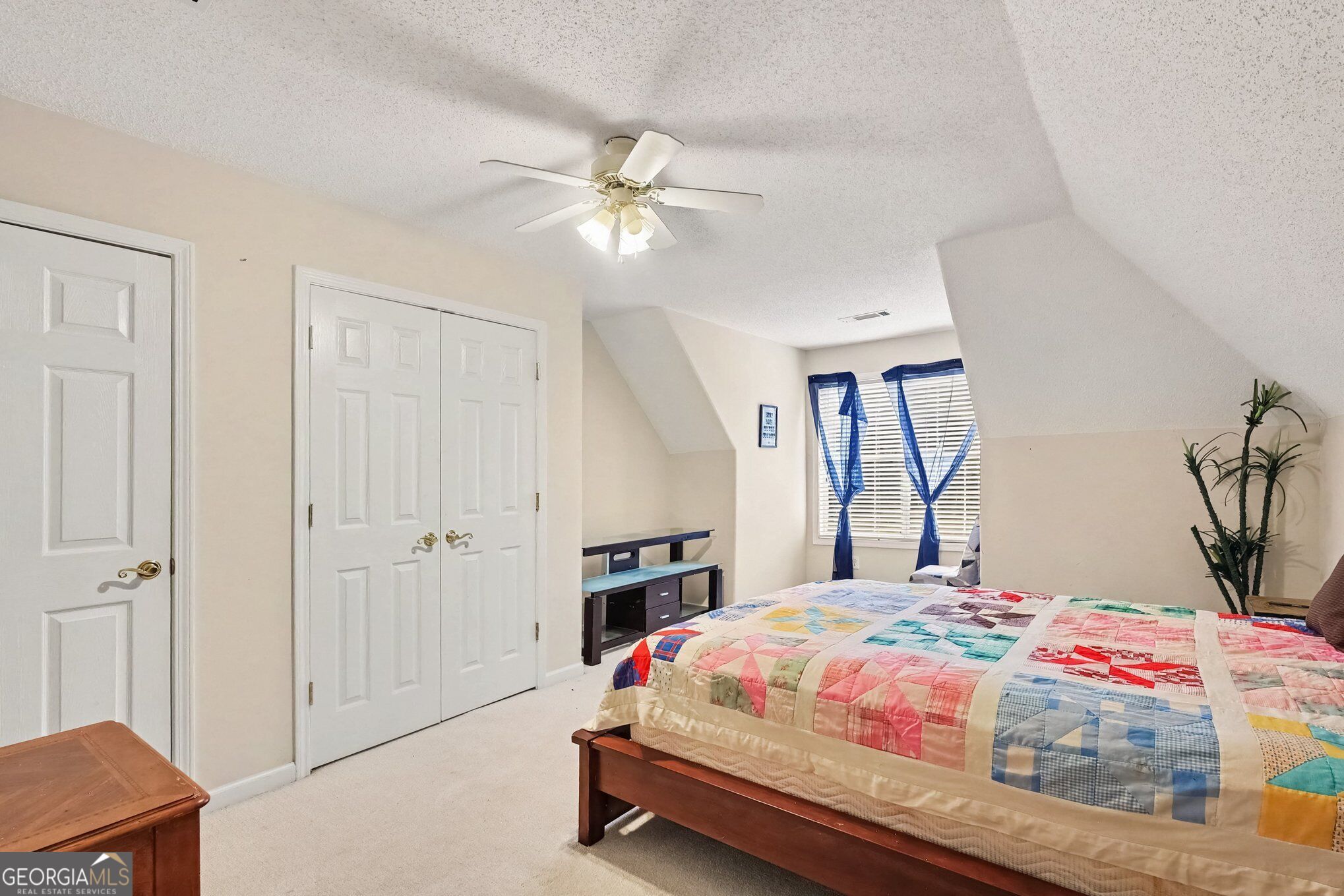 300 Glynnshire Court Property Photo 22