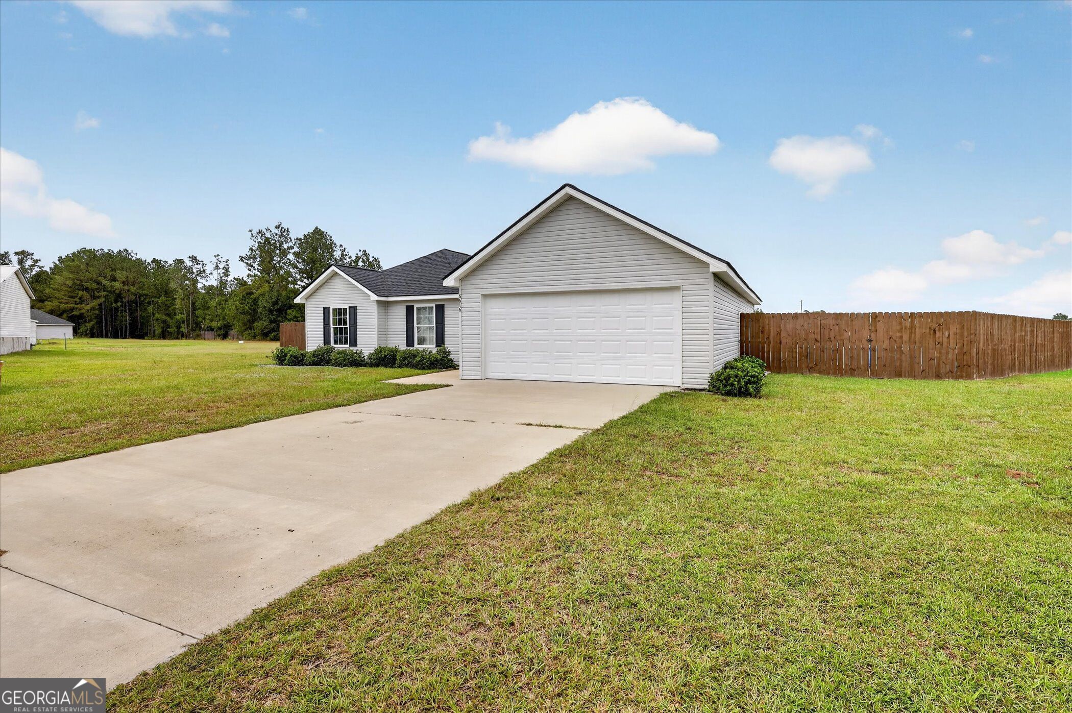 6616 Blackbird Drive Property Photo 4