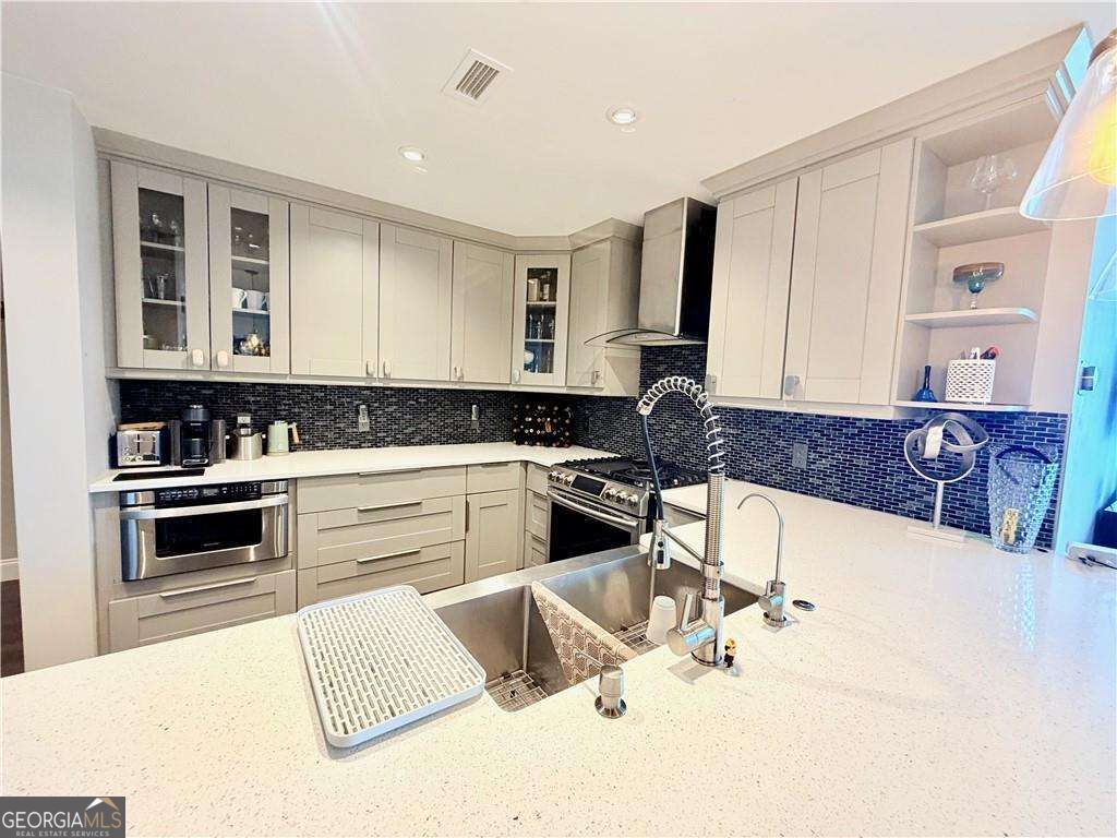 3338 Peachtree Road Ne # 2303 Property Photo 3