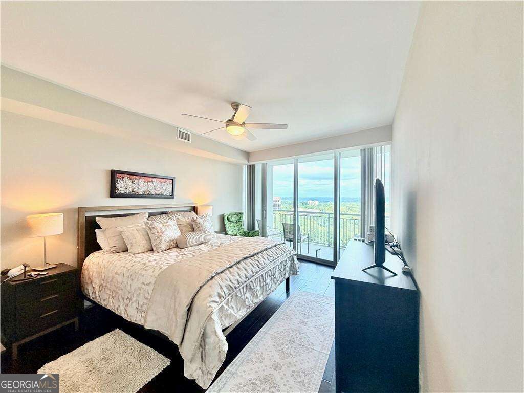 3338 Peachtree Road Ne # 2303 Property Photo 6
