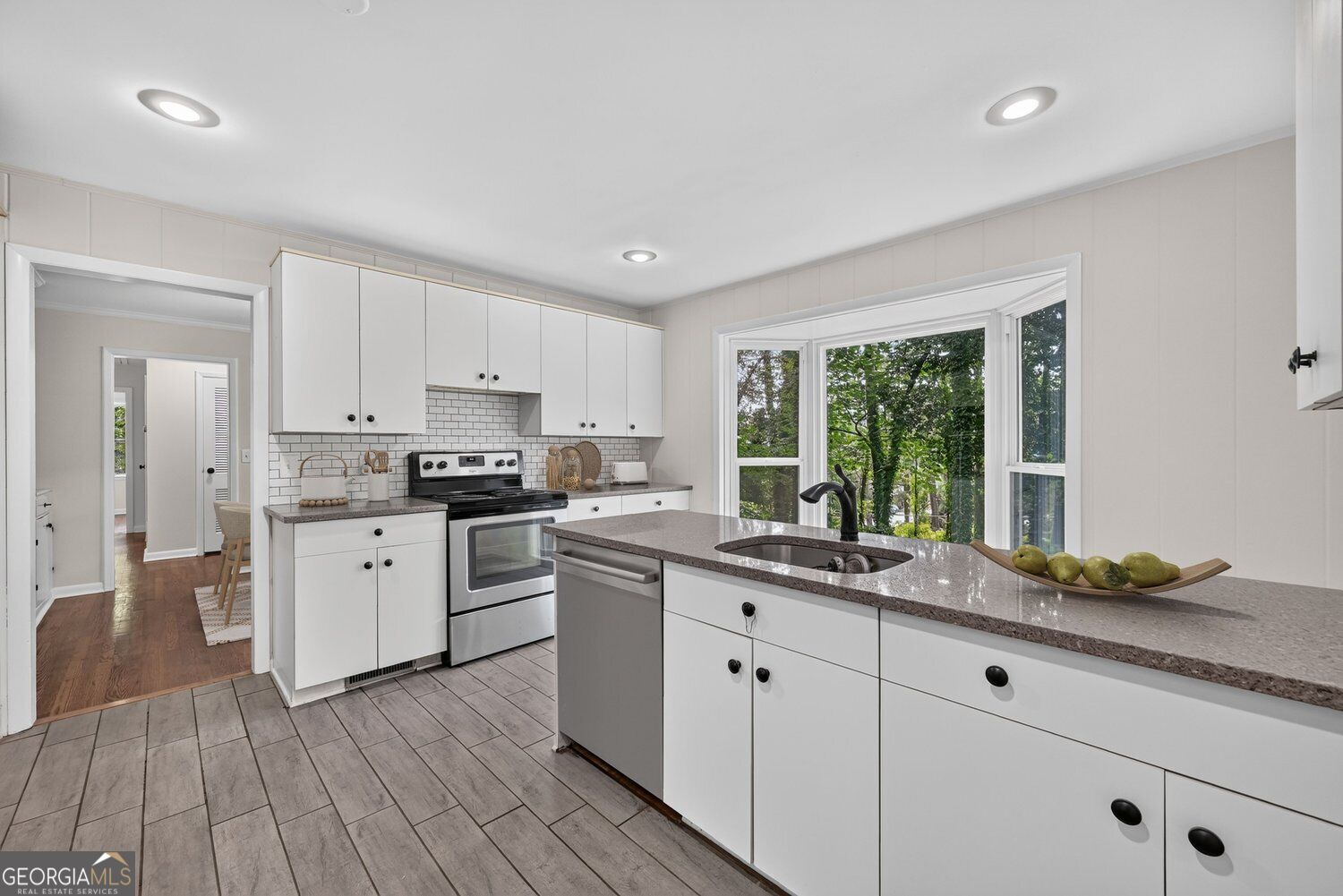 3268 N Druid Hills Road Property Photo 6