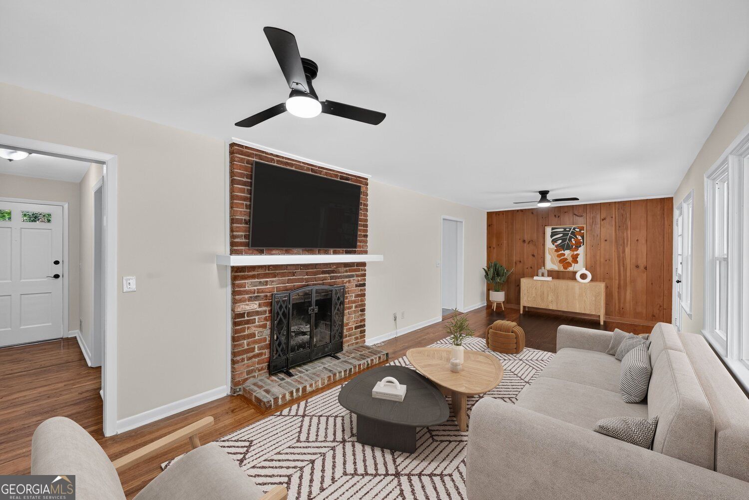3268 N Druid Hills Road Property Photo 8