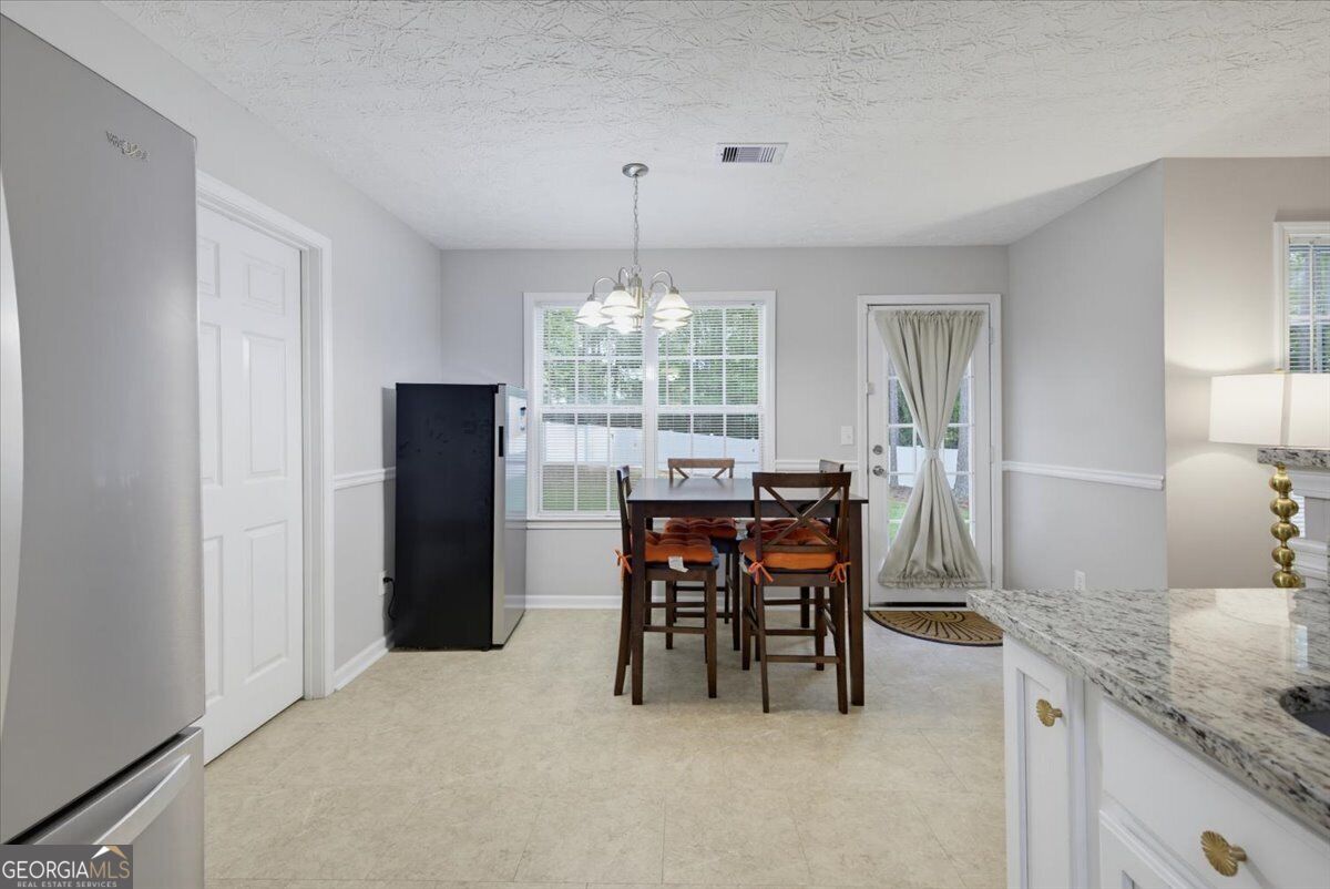 395 Oak Hill Drive Property Photo 14