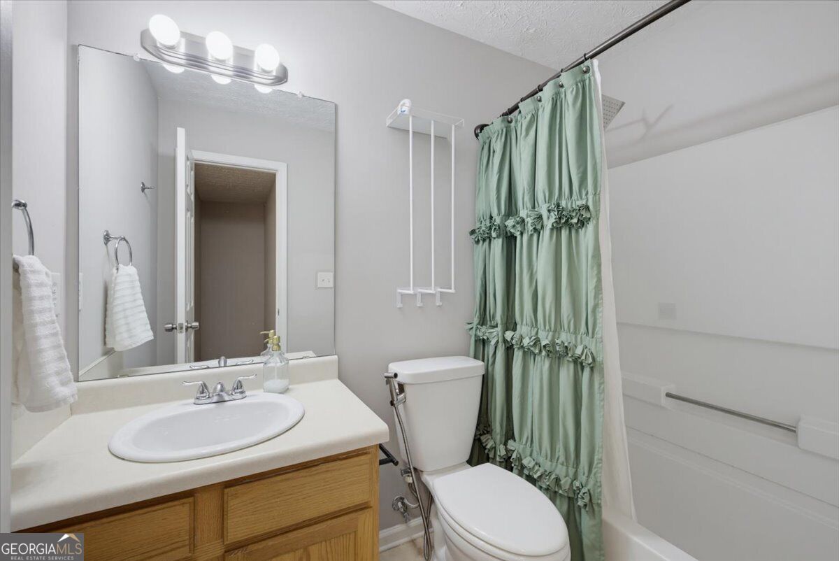 395 Oak Hill Drive Property Photo 23