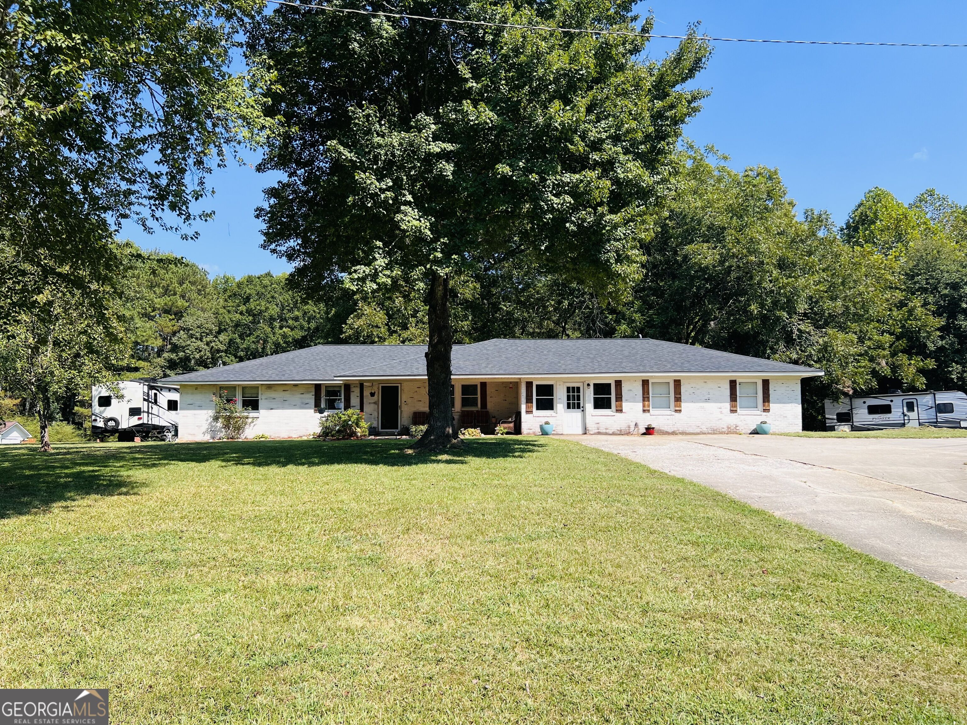 4085 Mount Zion Road Property Photo 1