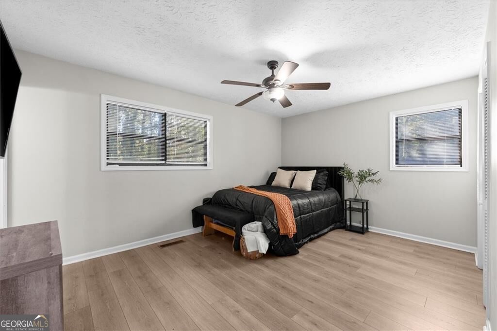 4041 Woodbridge Court Property Photo 17