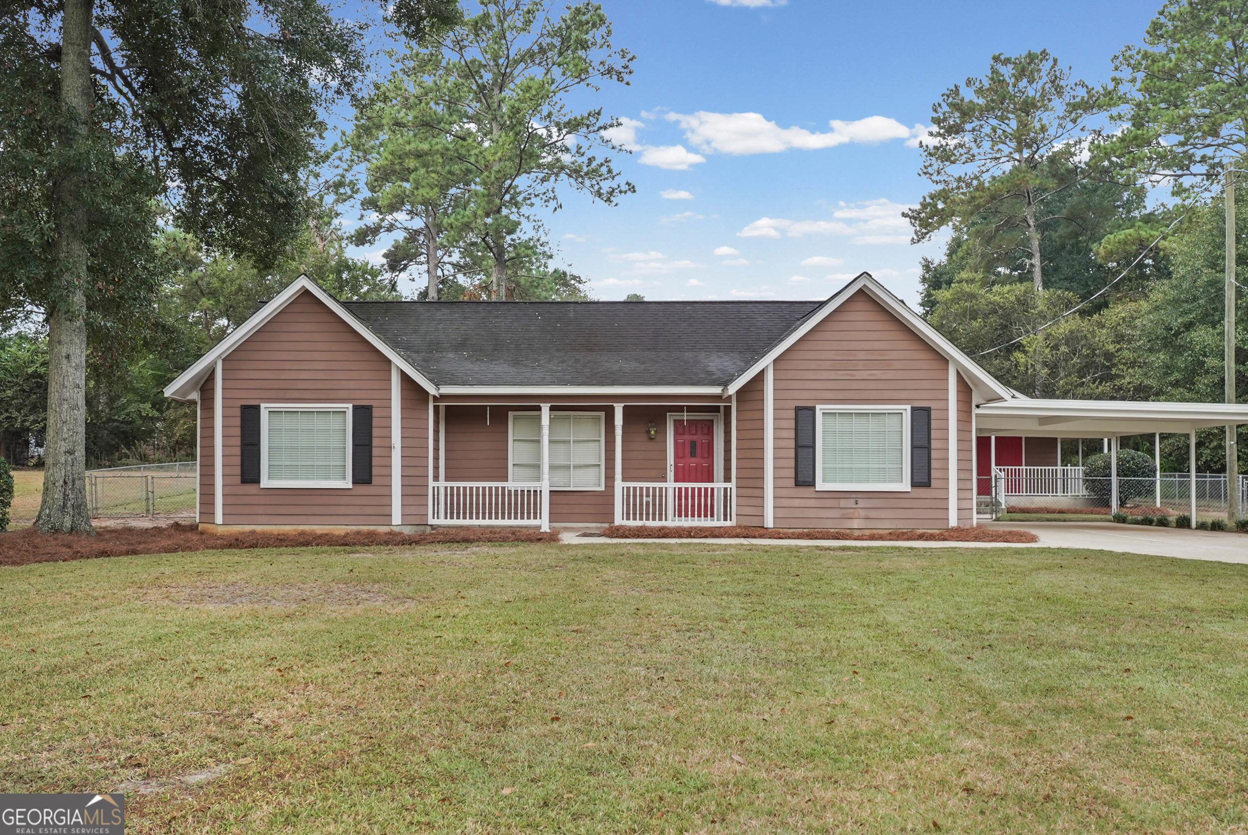128 Upatoi Road Property Photo 1