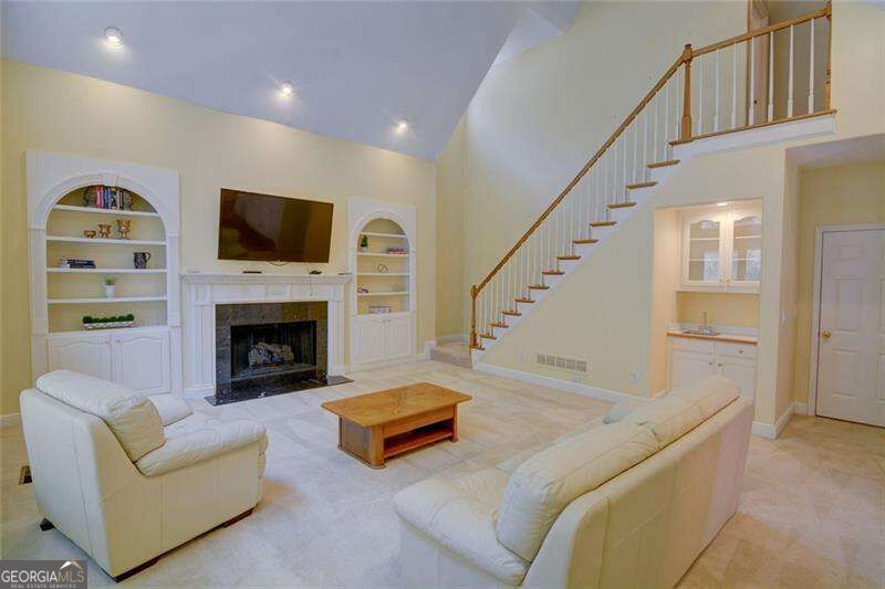 5001 Staverly Lane Nw Property Photo 20