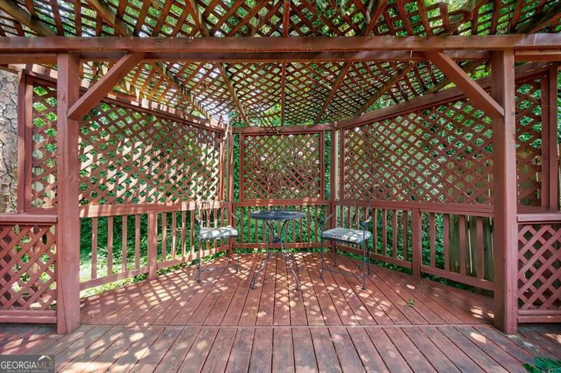 1002 Creatwood Circle Se Property Photo 39