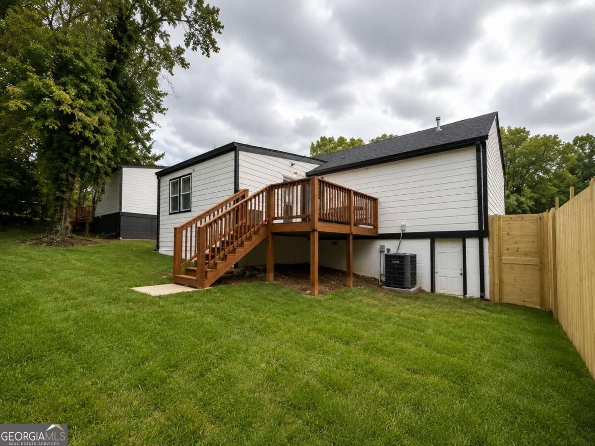 1654 Hadlock Street Property Photo 21