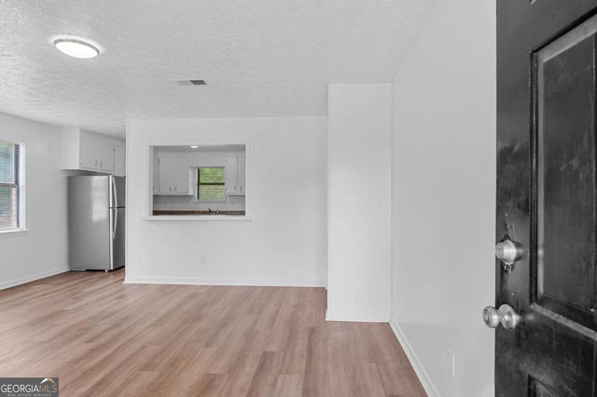 113 Tanglewood Drive # B Property Photo 2