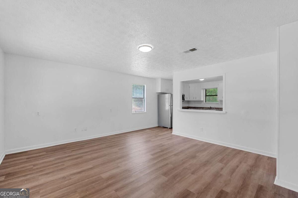 113 Tanglewood Drive # B Property Photo 3