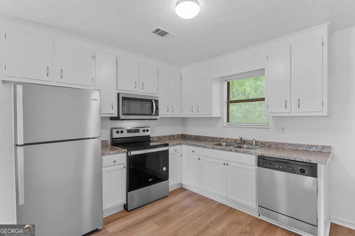 113 Tanglewood Drive # B Property Photo 7