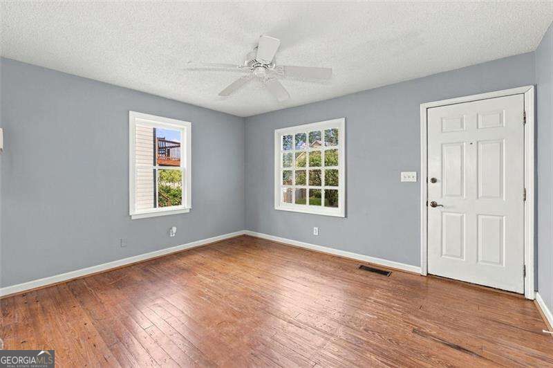 2640 Apple Valley Road Ne Property Photo 8
