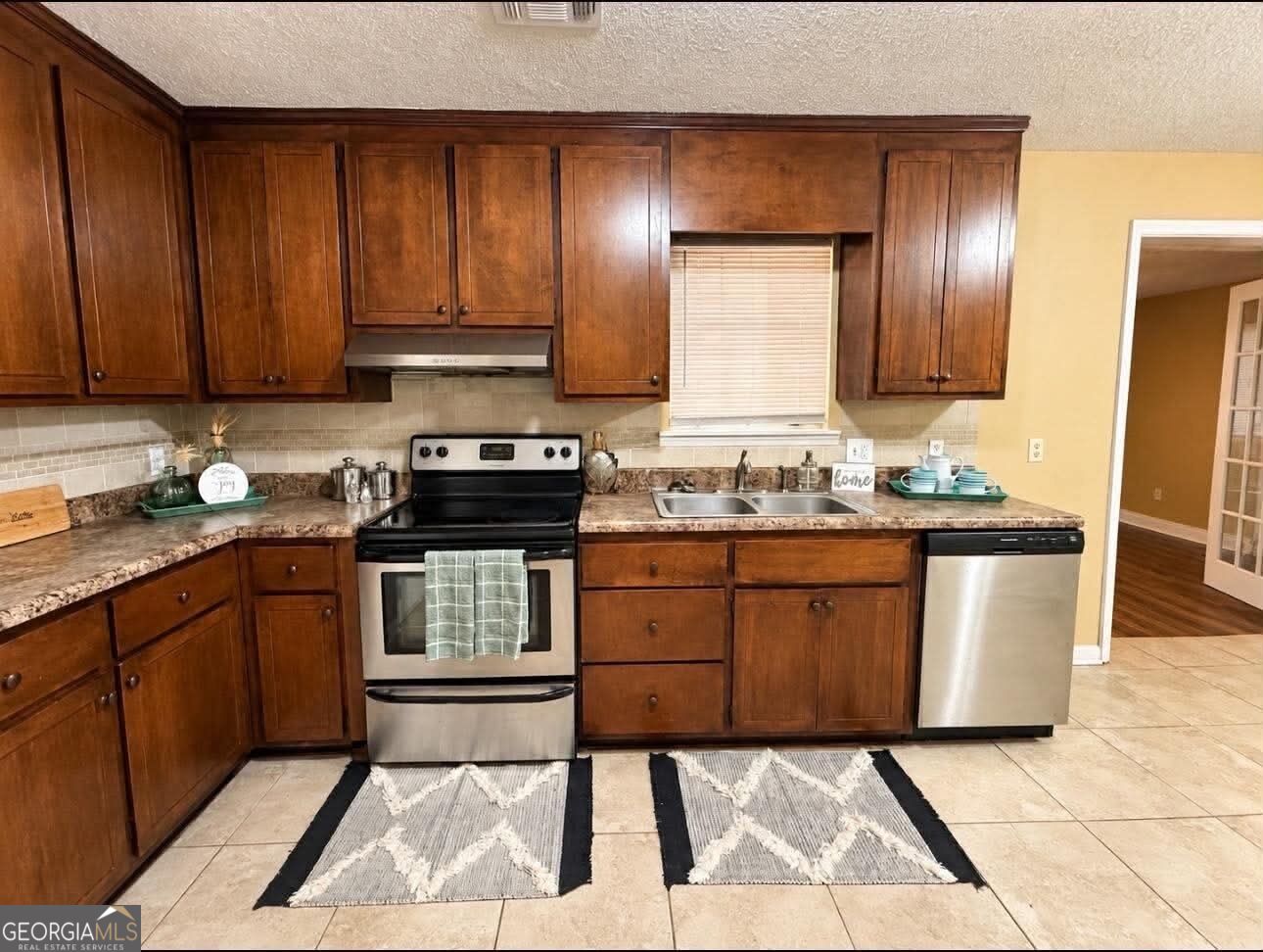 7080 Barcelona Boulevard Property Photo 4