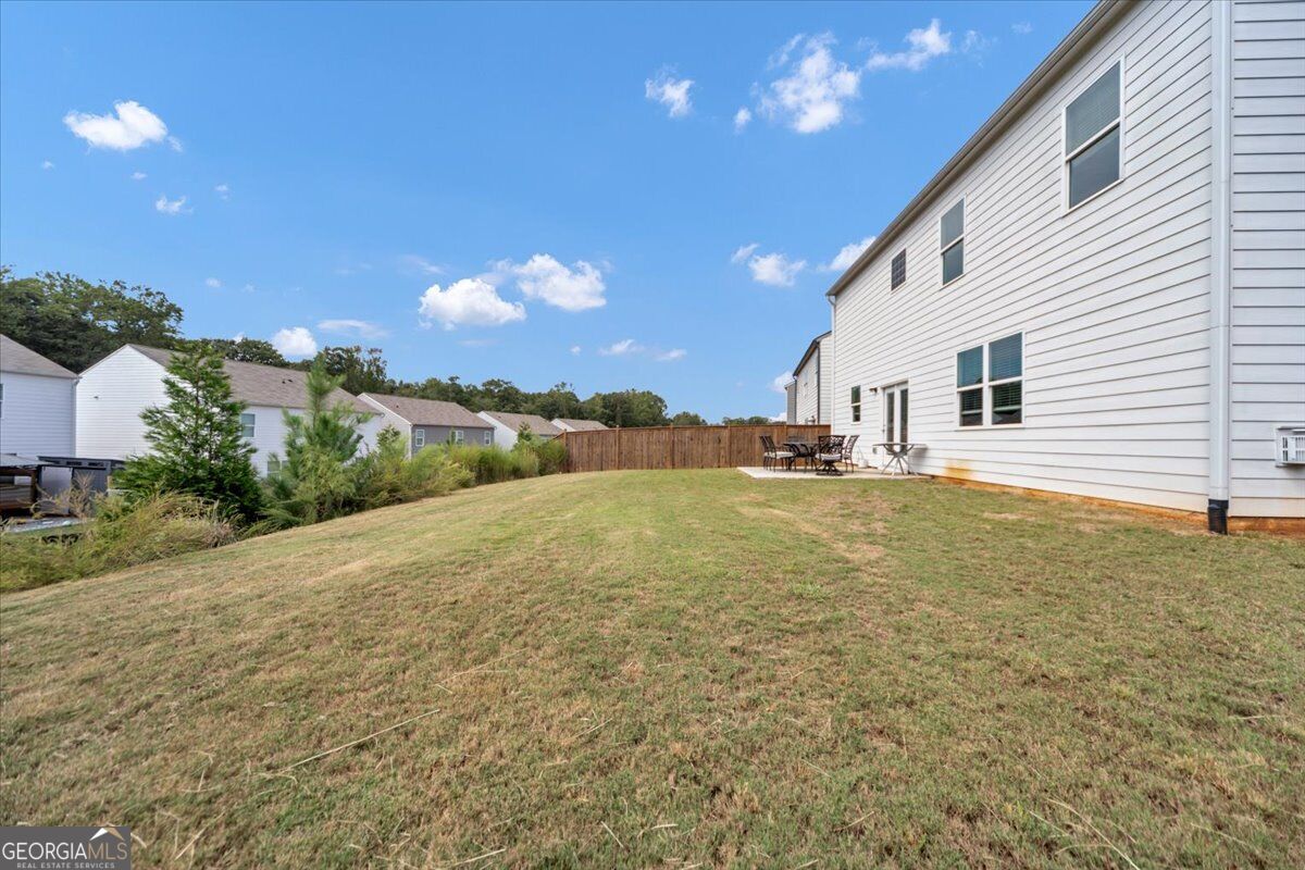 167 Fernbrook Trail Property Photo 41
